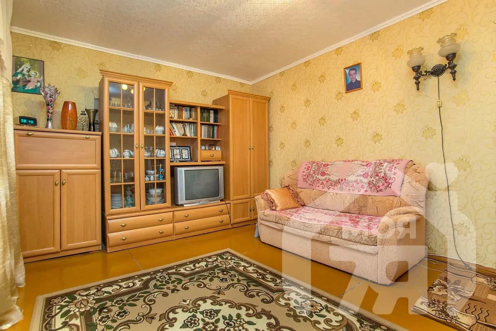 Беларусь, Минская область, Мядельский район, Нарочский сельсовет, курортный посёлок Нарочь, Октябрьская улица, 16, фото 2