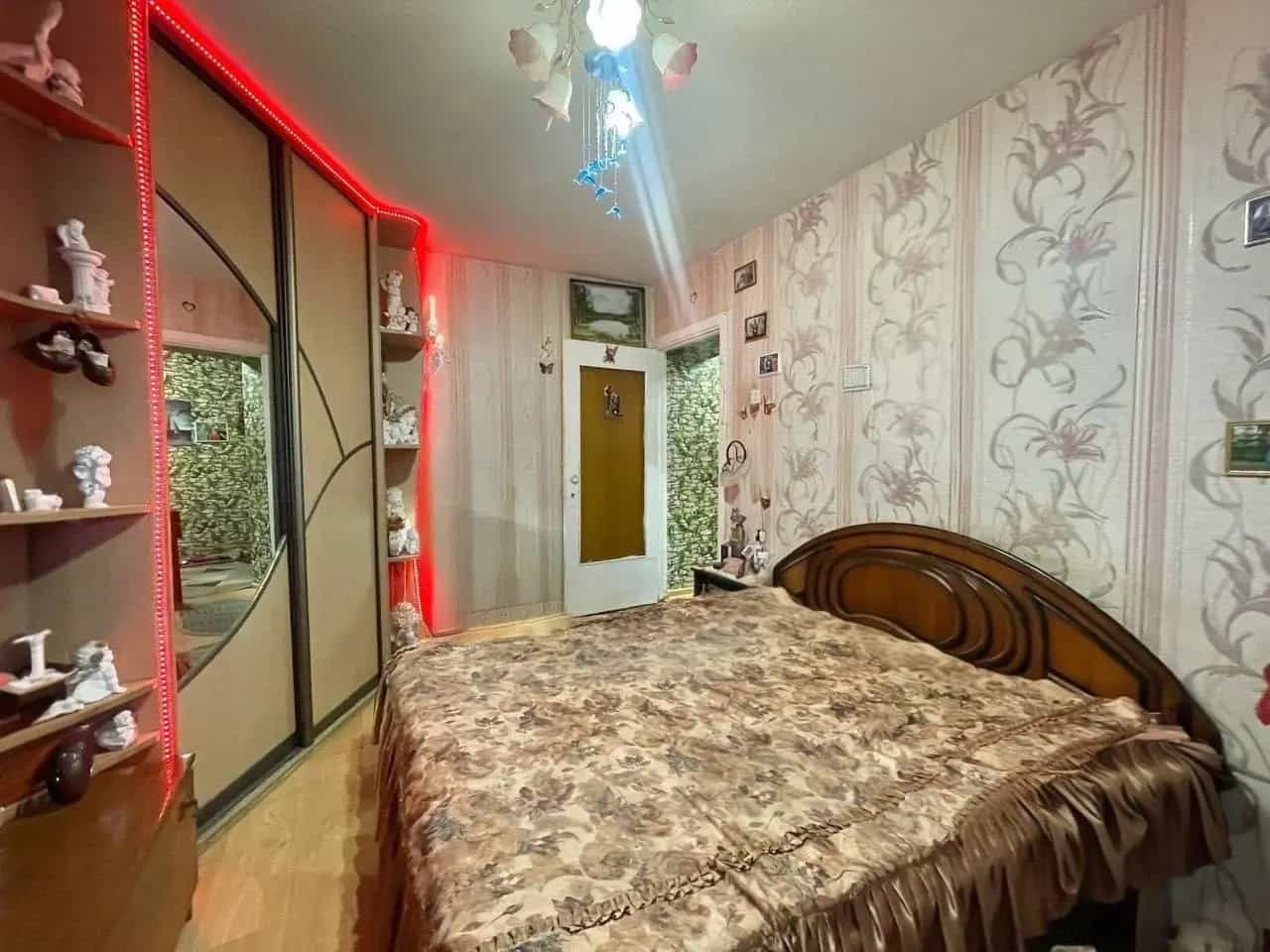 Беларусь, Гродно, улица Суворова, 25
