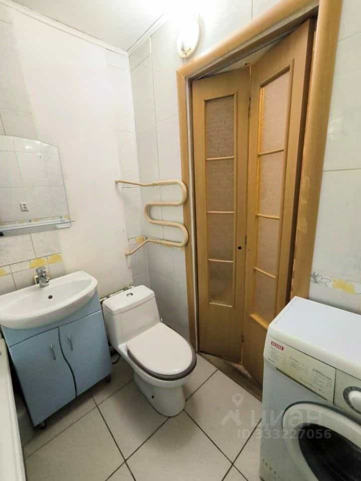 Россия, Свердловская область, Екатеринбург, Комсомольская улица, 70А, фото 13
