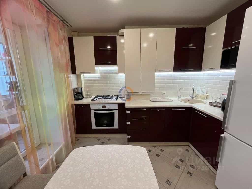 Россия, Великий Новгород, Завокзальный район, улица Космонавтов, 38, фото 4