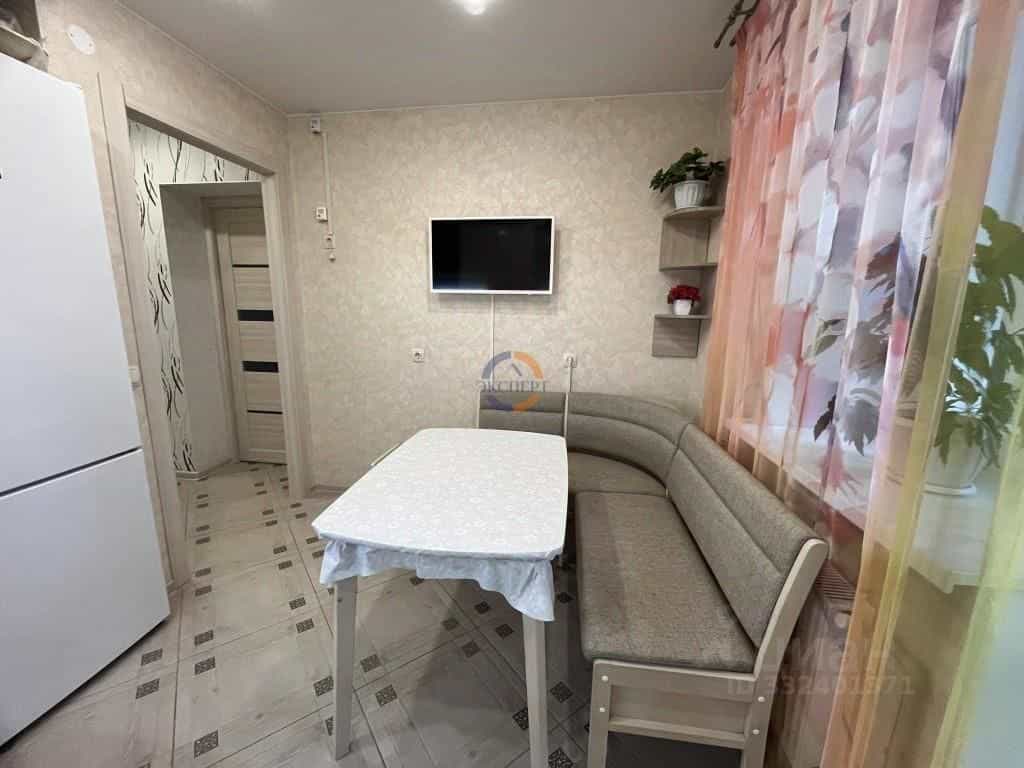 Россия, Великий Новгород, Завокзальный район, улица Космонавтов, 38, фото 7