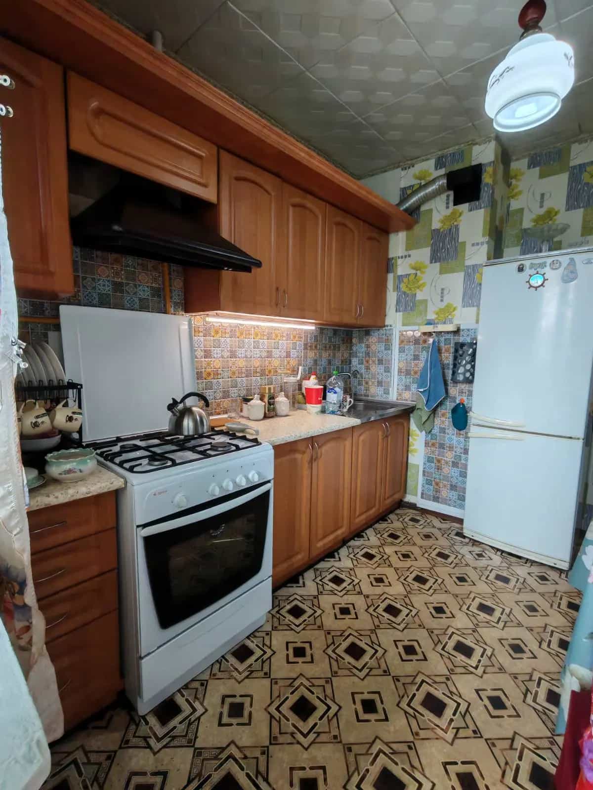 Беларусь, Гомельская область, Жлобин, 16-й микрорайон, 19, фото 5