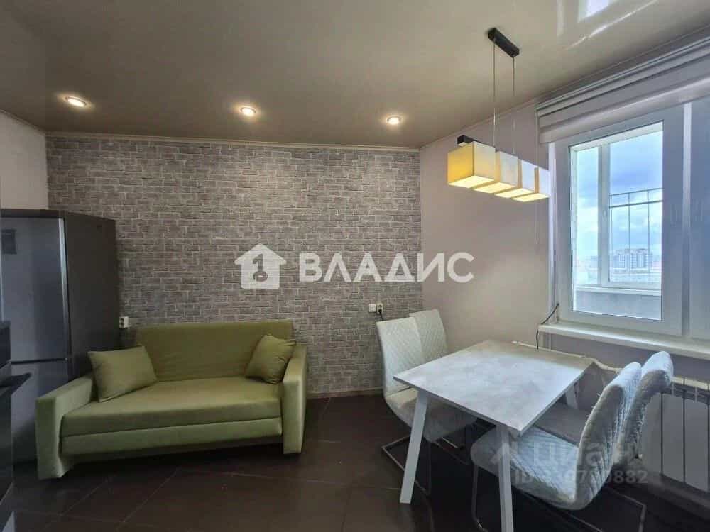 Россия, Республика Бурятия, Улан-Удэ, улица Смолина, 54Б, фото 15