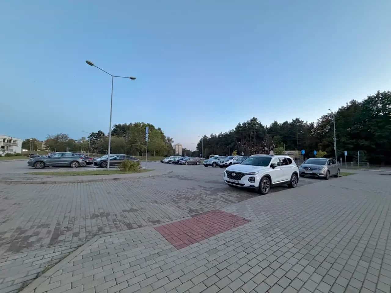 Беларусь, Минск, улица Виктора Ливенцева, 2, фото 27
