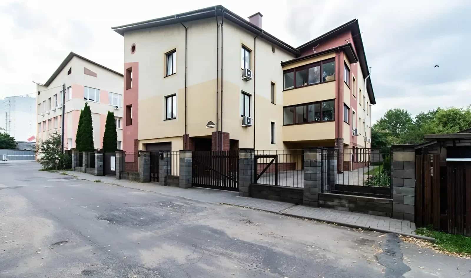 Беларусь, Минск, переулок Чайковского, 5