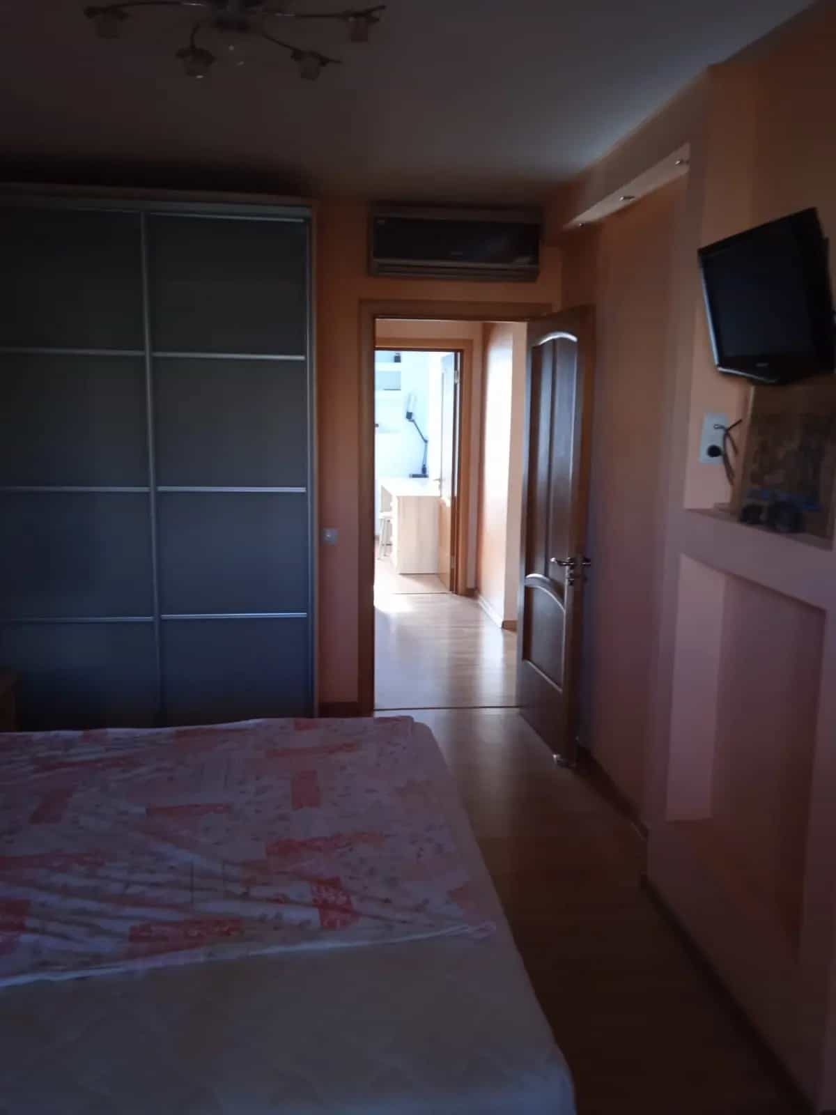 Беларусь, Витебск, проспект Строителей, 18к4, фото 5