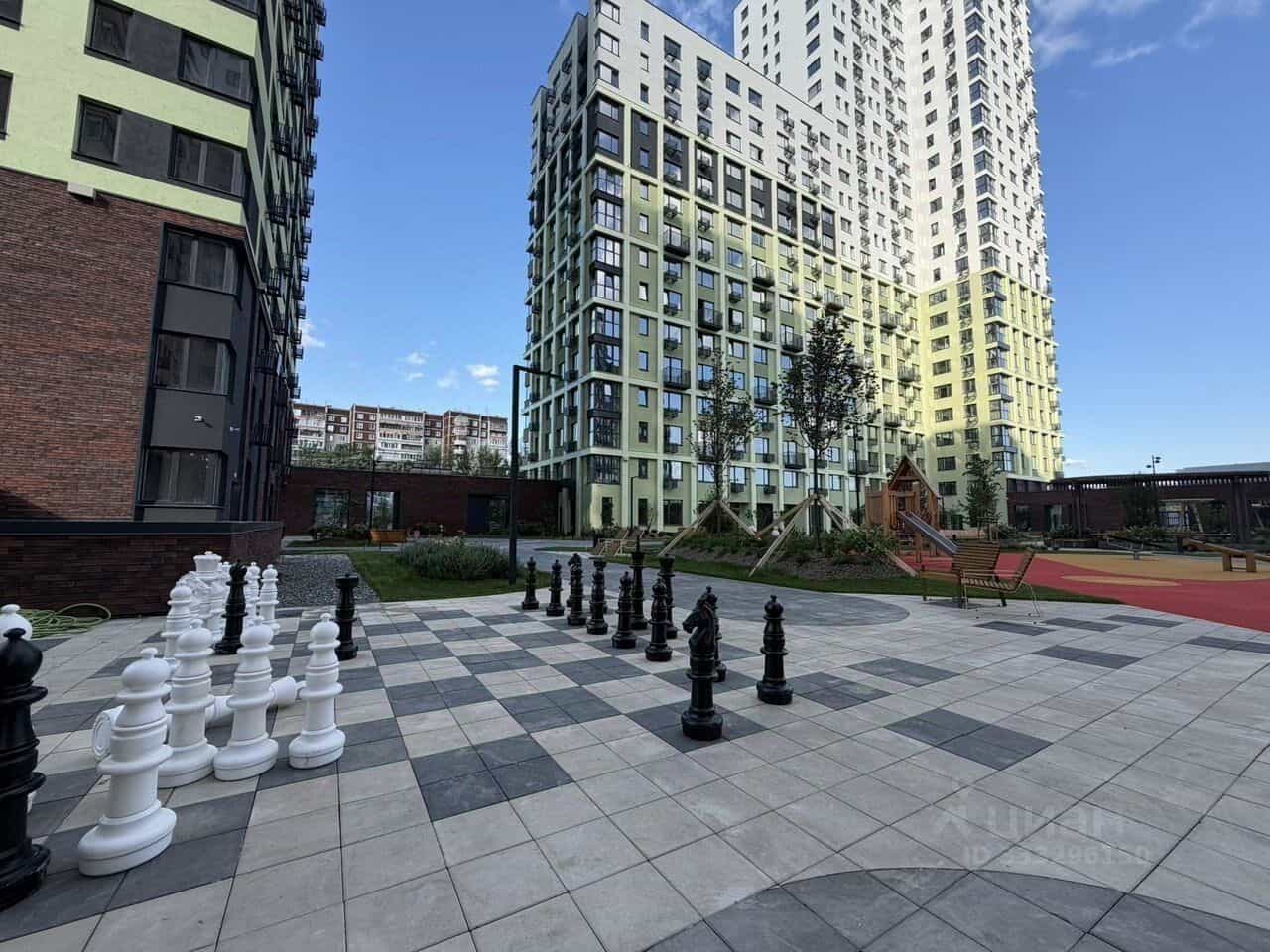 Россия, Свердловская область, Екатеринбург, Сибирский тракт, 24В
