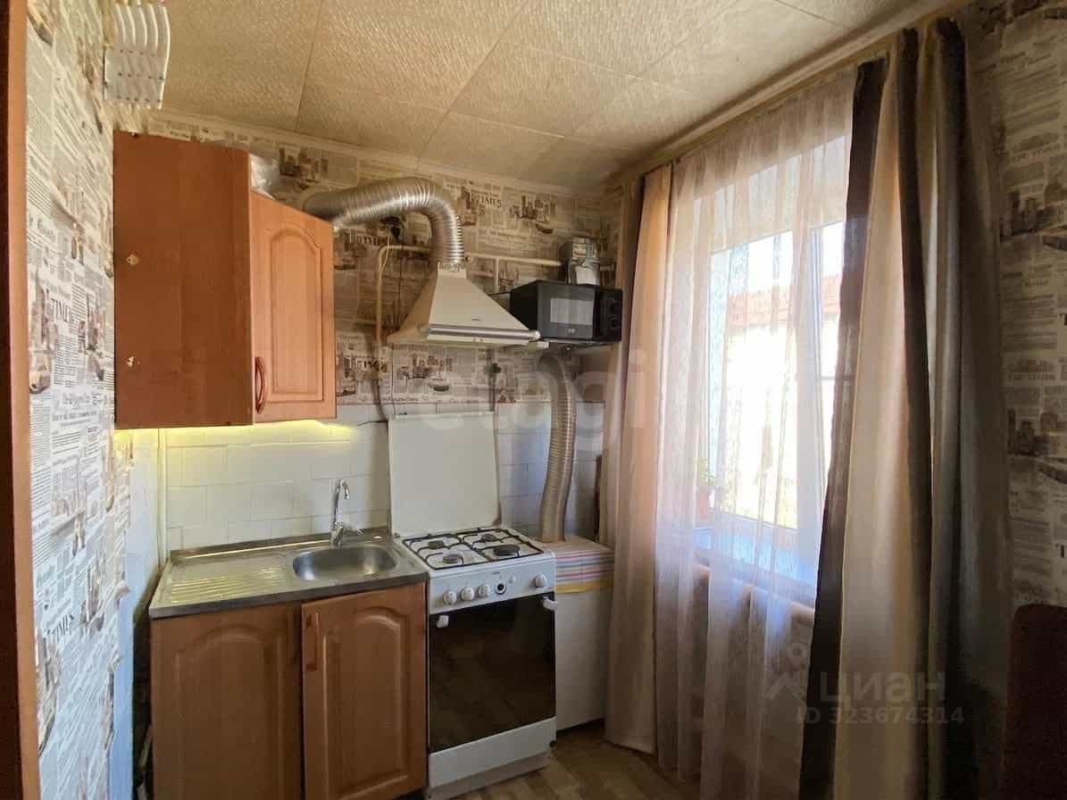 Россия, Астраханская область, Приволжский район, село Карагали, Почтовая улица, 7