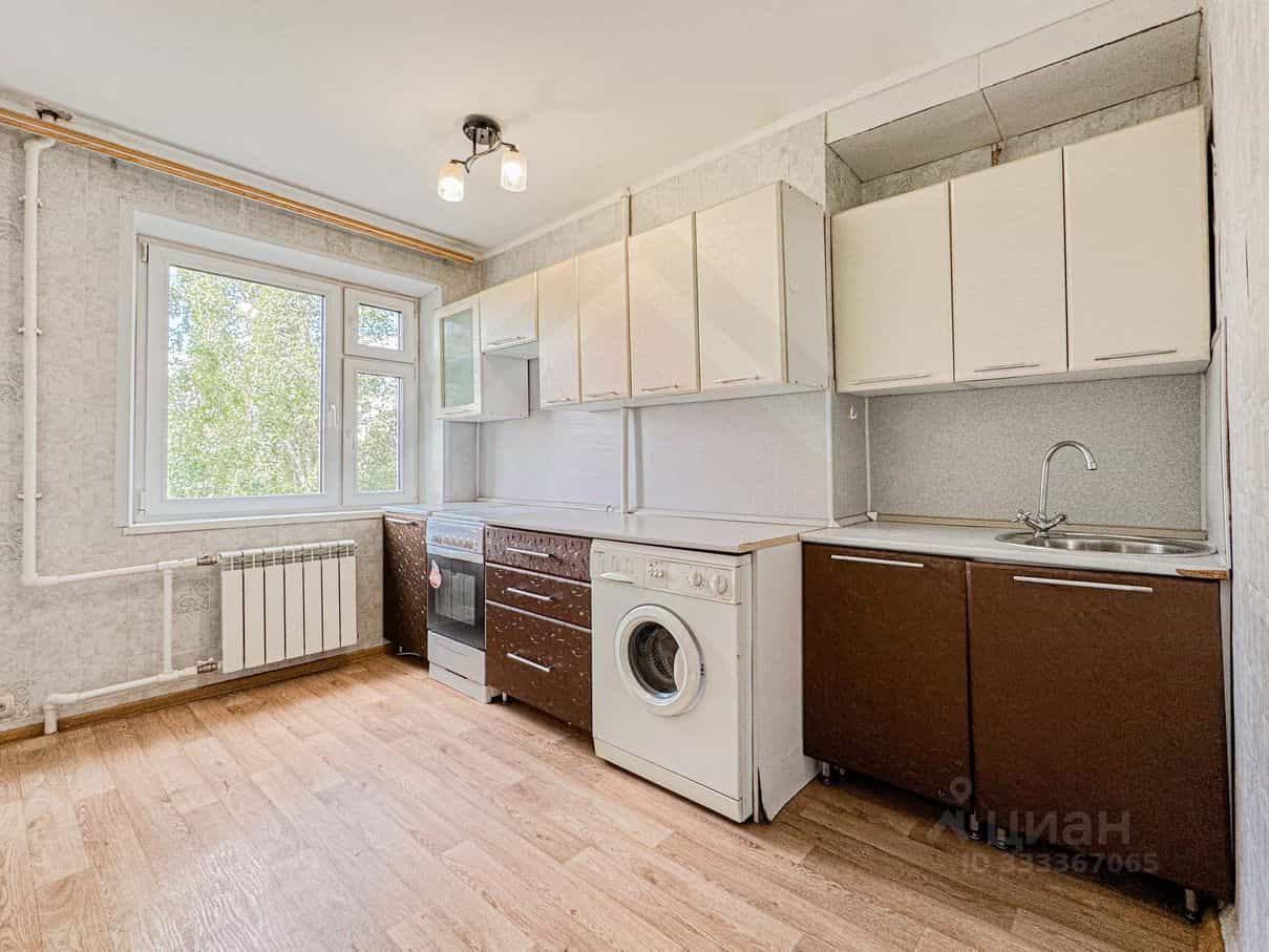 Россия, Самара, улица Мичурина, 9