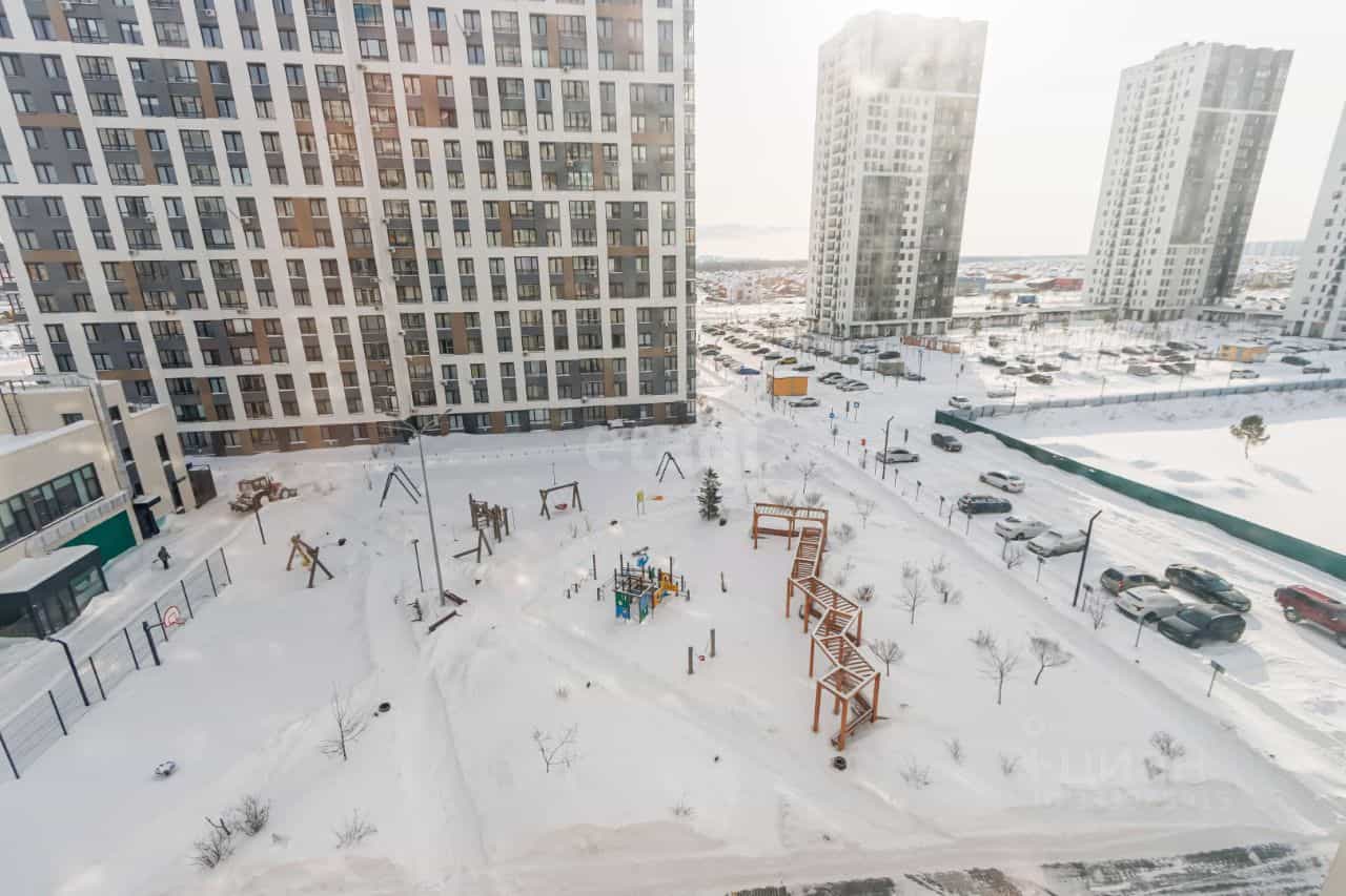 Россия, Тюмень, улица Фармана Салманова, 26, фото 21