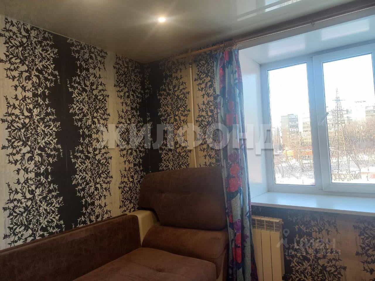 Россия, Новосибирск, микрорайон Юбилейный, улица Столетова, 32, фото 9