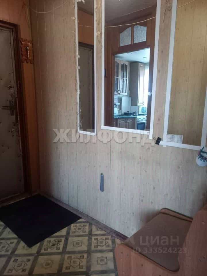 Россия, Новосибирск, микрорайон Юбилейный, улица Столетова, 32, фото 19