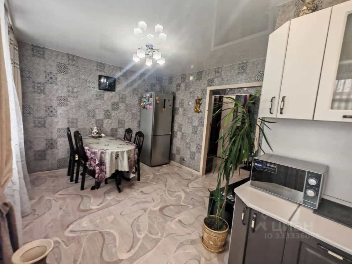 Россия, Иркутская область, Зима, Краснопартизанская улица, 40, фото 15