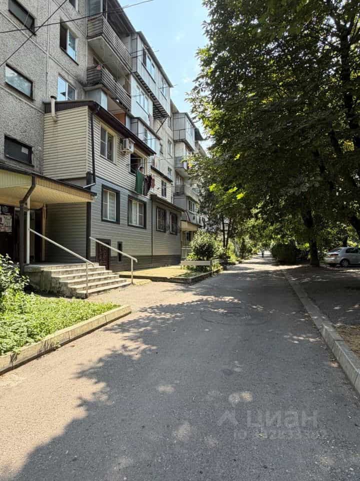 Россия, Кабардино-Балкарская Республика, Нальчик, улица Толстого, 36, фото 24