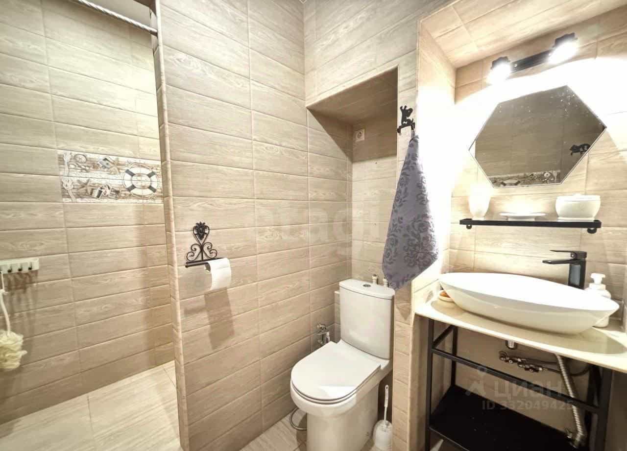 Россия, Алтайский край, Барнаул, улица Профинтерна, 7А, фото 17