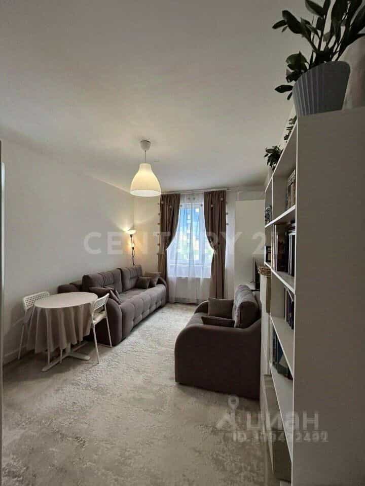 Россия, Санкт-Петербург, Среднерогатская улица, 16к4