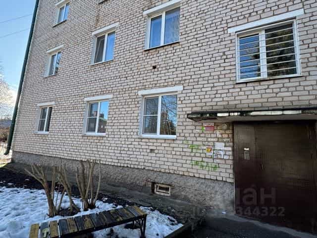 Россия, Псковская область, Печоры, Прудовая улица, 2