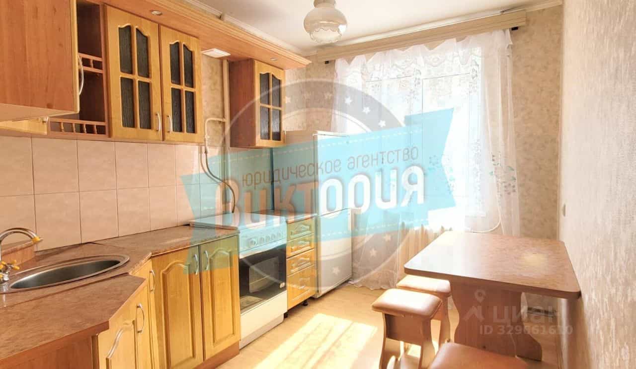 Россия, Орловская область, Мценск, улица Калинина, 16, фото 2