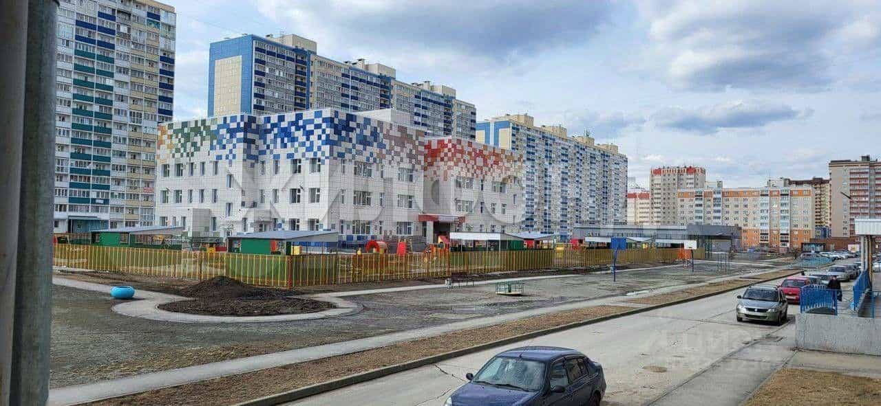 Россия, Новосибирск, улица Виктора Уса, 15, фото 14