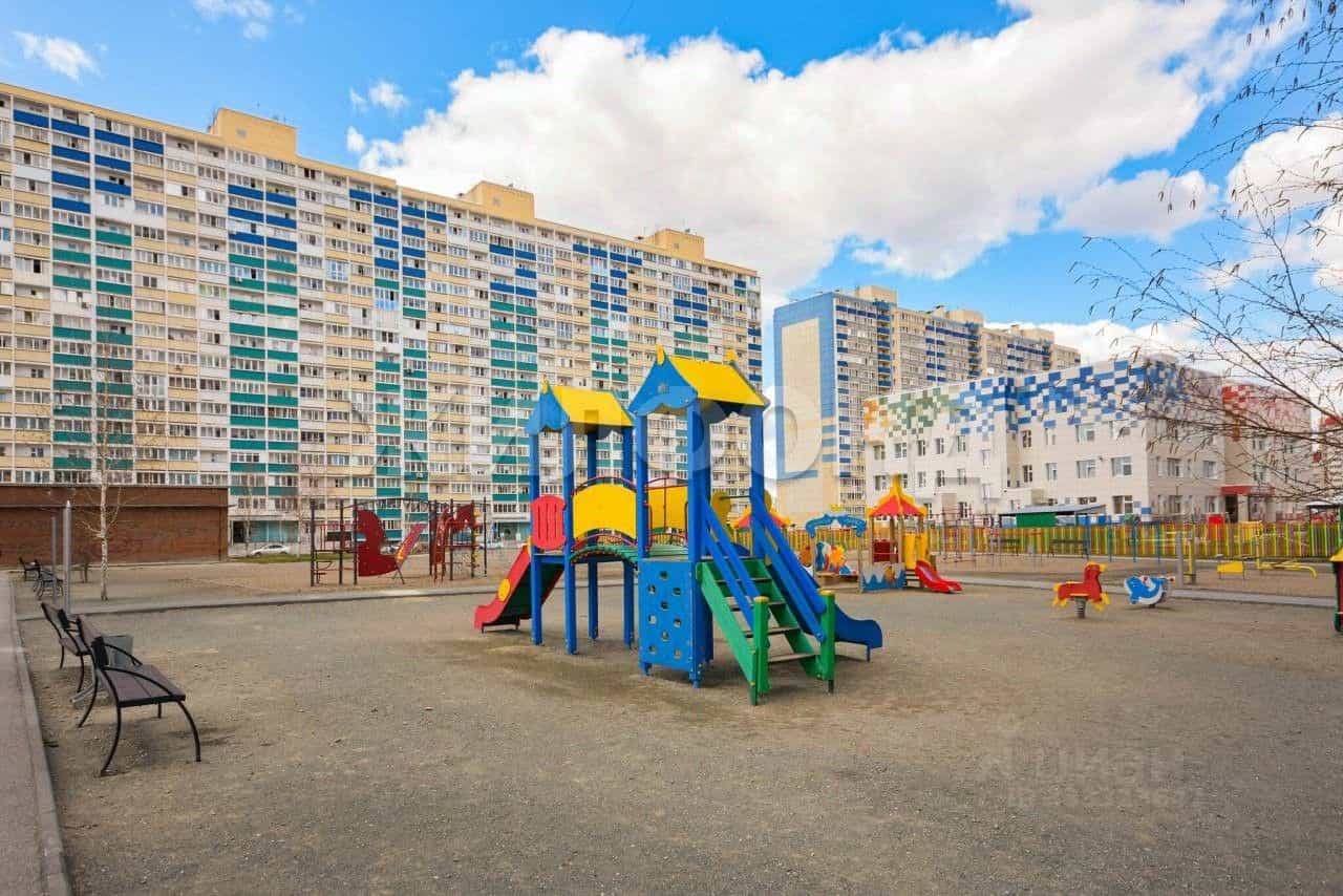 Россия, Новосибирск, улица Виктора Уса, 15, фото 15
