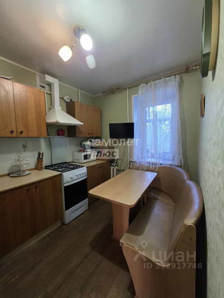 Россия, Нижегородская область, Бор, район Октябрьский, улица Победы, 14, фото 6