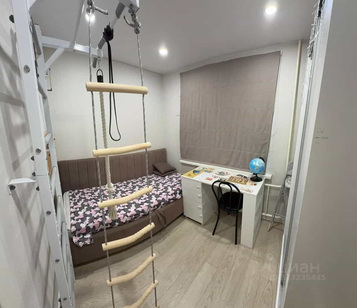 Россия, Красноярск, улица Ладо Кецховели, 65А, фото 12