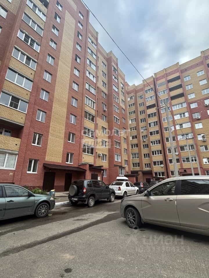 Россия, Республика Марий Эл, Йошкар-Ола, улица Петрова, 32, фото 9