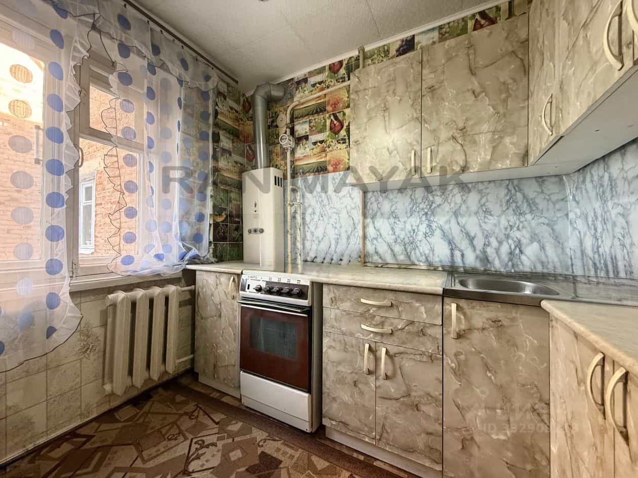 Россия, Республика Адыгея (Адыгея), Майкоп, Краснооктябрьская улица, 1, фото 13