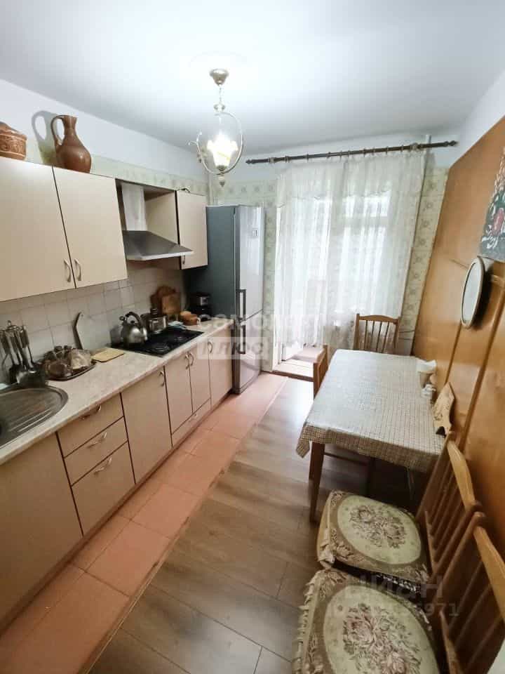 Россия, Кабардино-Балкарская Республика, Нальчик, улица Тарчокова, 28, фото 6