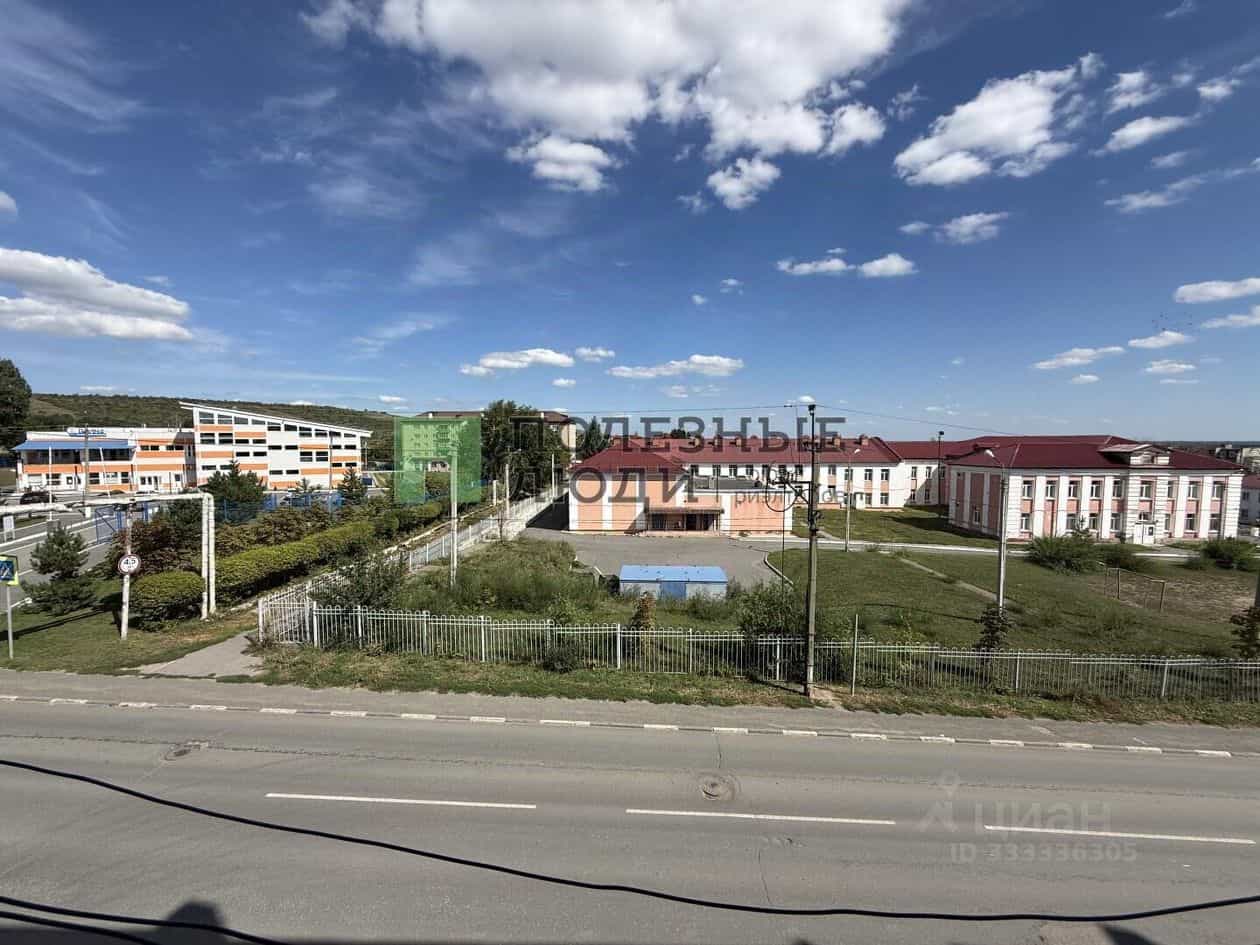 Россия, Самарская область, Октябрьск, улица Гоголя, 32, фото 2