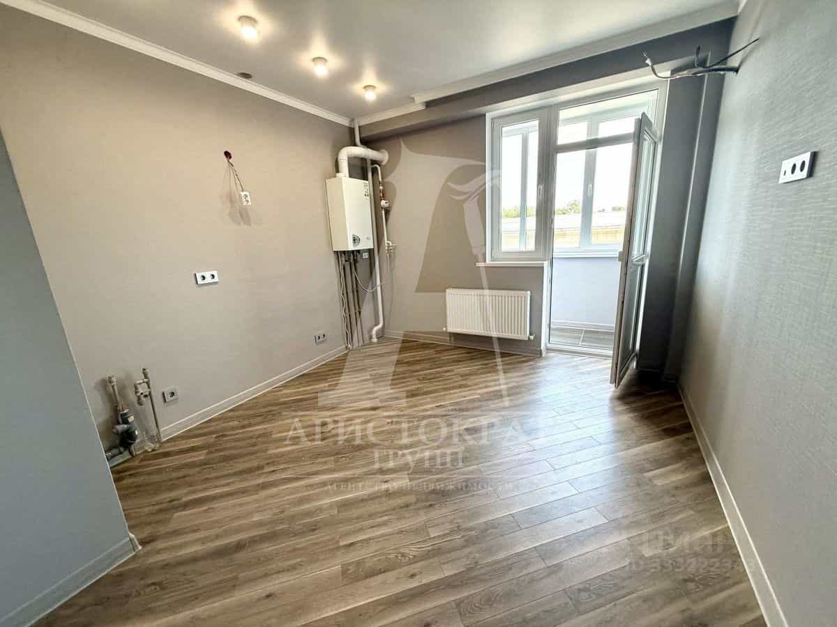 Россия, Ставропольский край, Пятигорск, улица Пальмиро Тольятти, 45, фото 4
