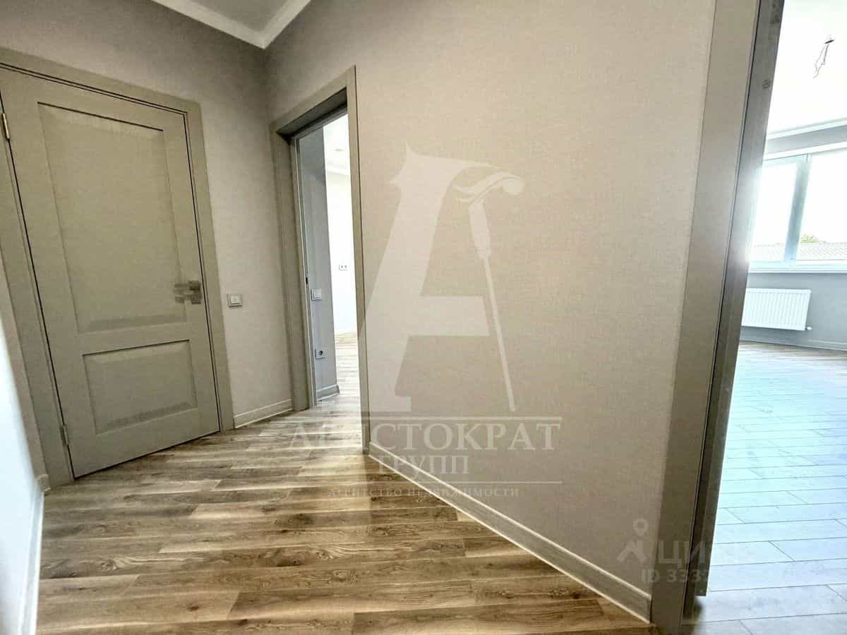 Россия, Ставропольский край, Пятигорск, улица Пальмиро Тольятти, 45, фото 7