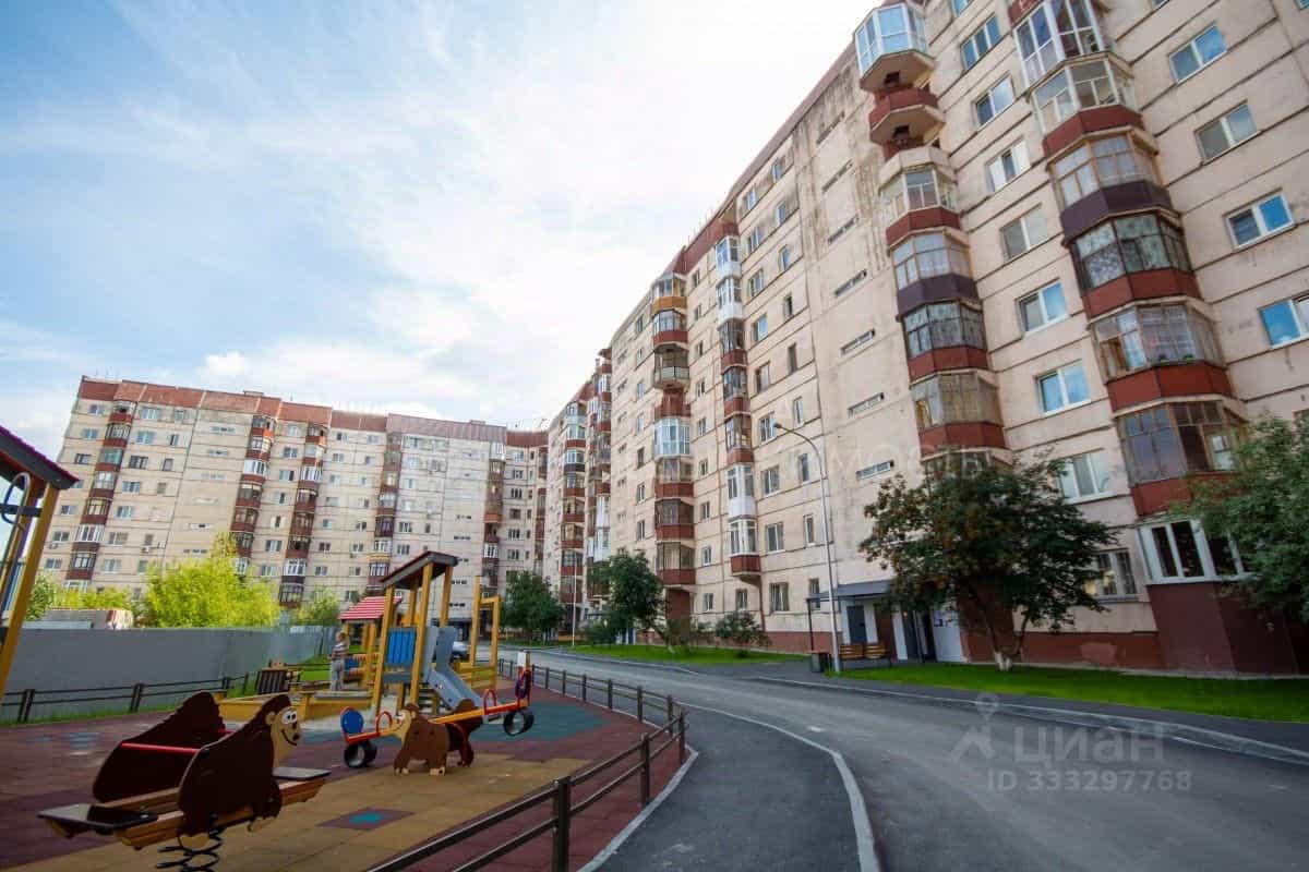Россия, Тюмень, улица Муравленко, 9
