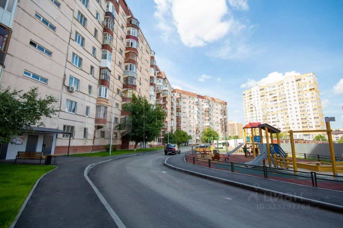Россия, Тюмень, улица Муравленко, 9, фото 4