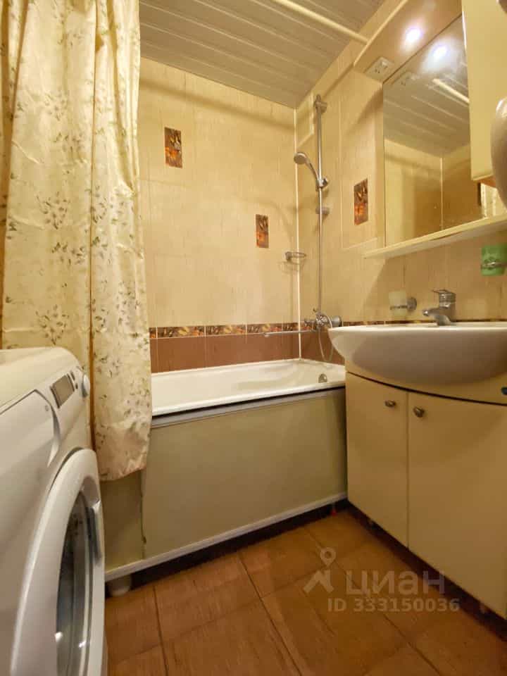 Россия, Ленинградская область, Гатчина, улица Изотова, 13, фото 6