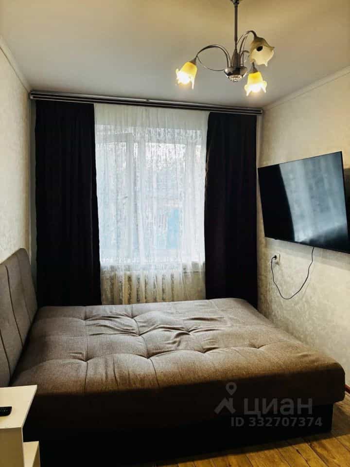 Россия, Саратовская область, Энгельс, 2-й микрорайон, 28, фото 7