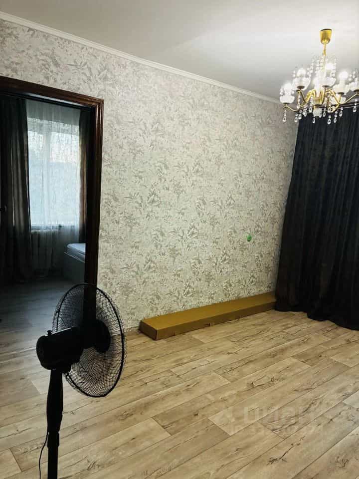 Россия, Саратовская область, Энгельс, 2-й микрорайон, 28, фото 11