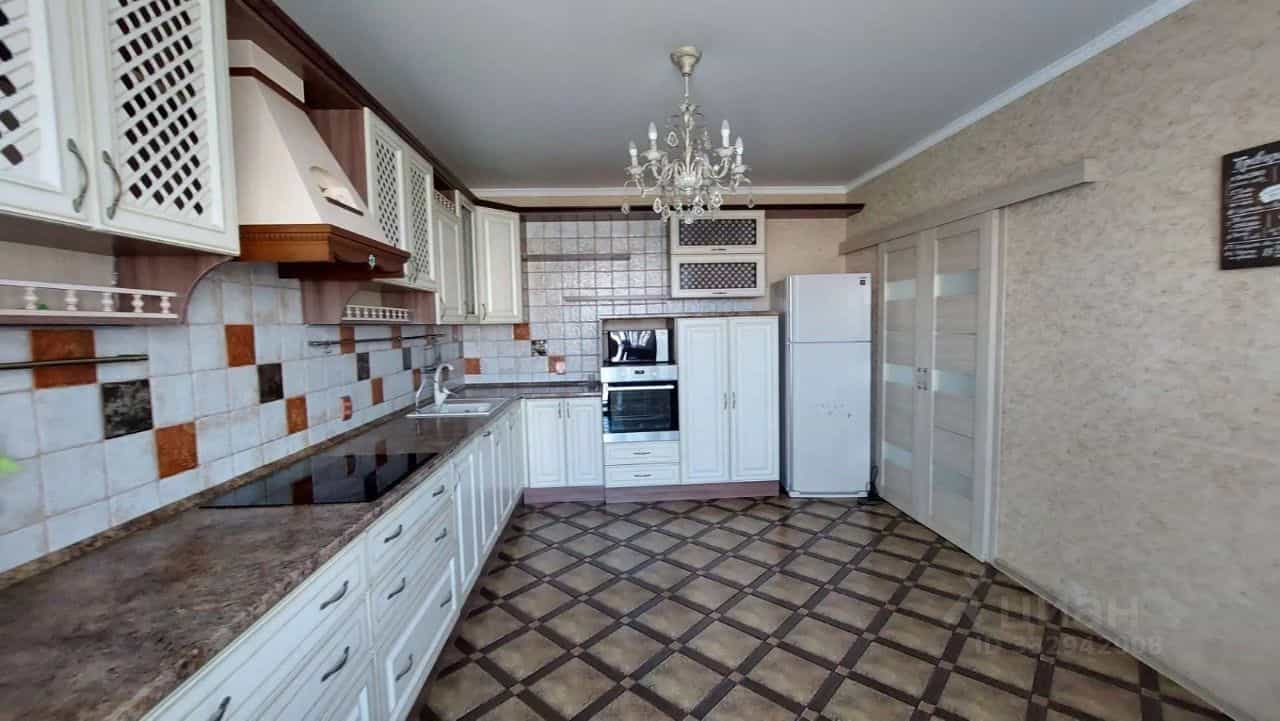 Россия, Республика Башкортостан, Стерлитамак, проспект Октября, 87