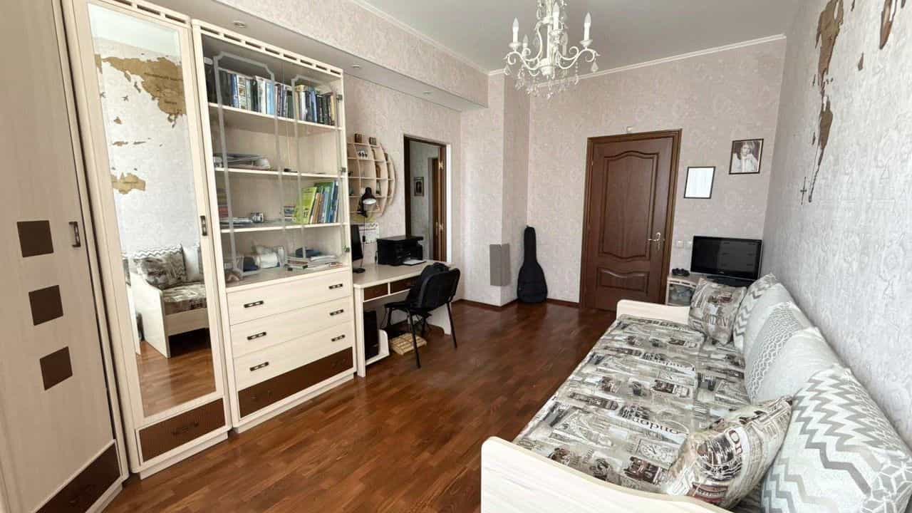 Россия, Свердловская область, Нижний Тагил, проспект Ленина, 57, фото 4