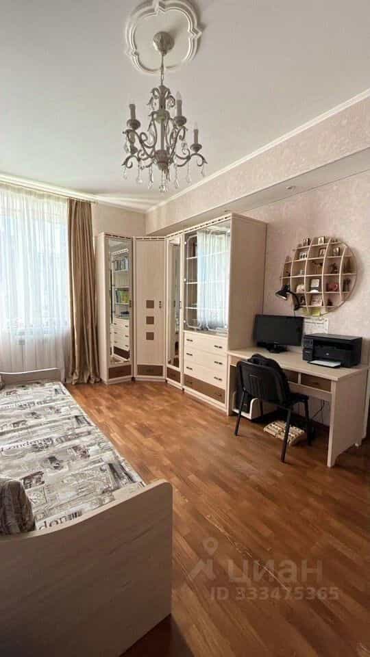 Россия, Свердловская область, Нижний Тагил, проспект Ленина, 57, фото 5