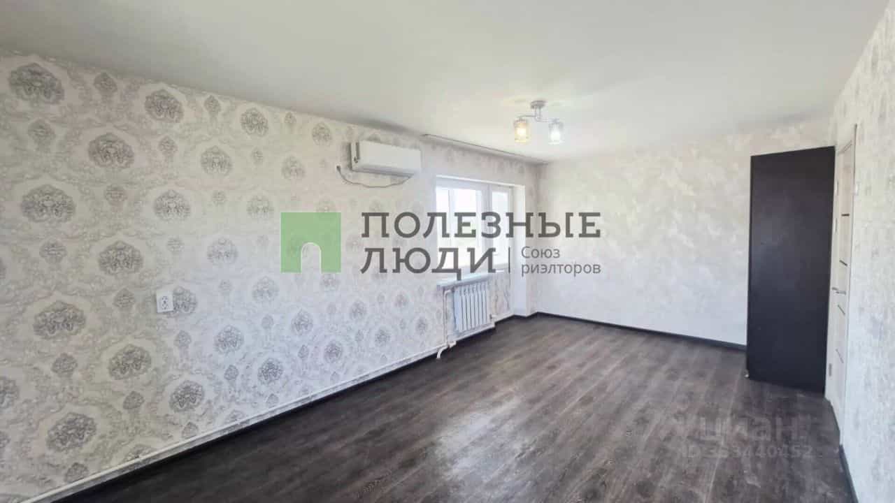 Россия, Краснодарский край, Новороссийск, Суворовская улица, 52, фото 3