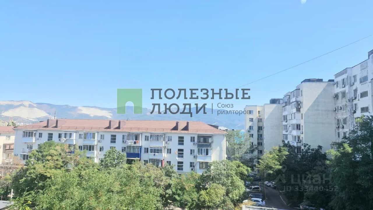 Россия, Краснодарский край, Новороссийск, Суворовская улица, 52, фото 16