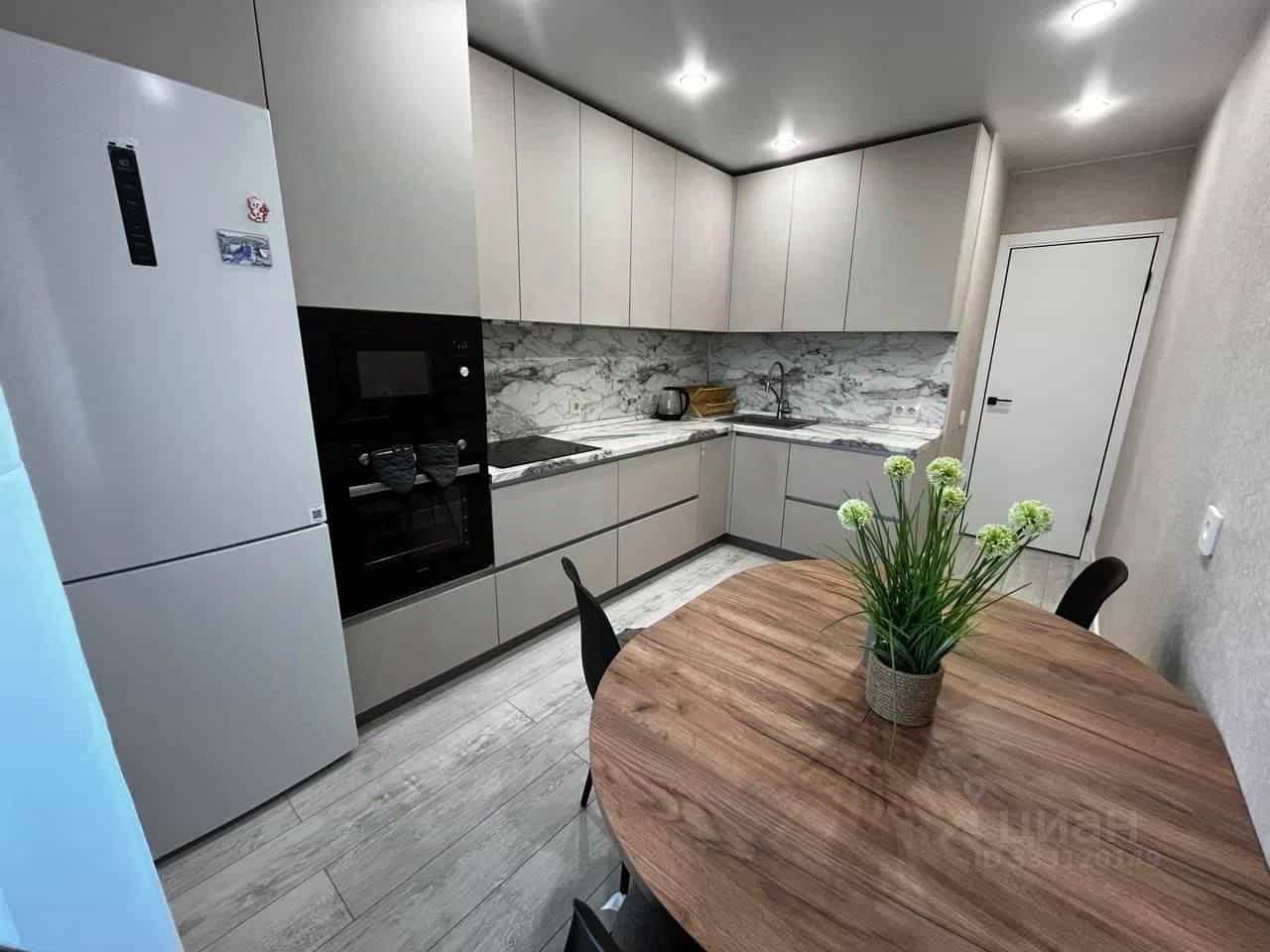 Россия, Пермь, улица Адмирала Ушакова, 65