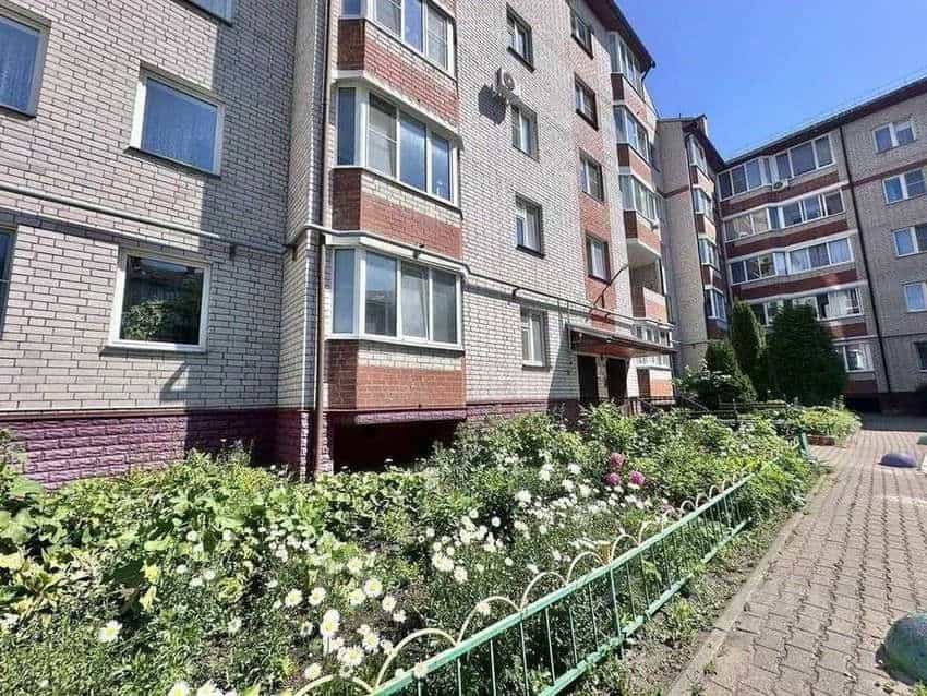 Россия, Великий Новгород, Донецкий район, Зелёная улица, 6