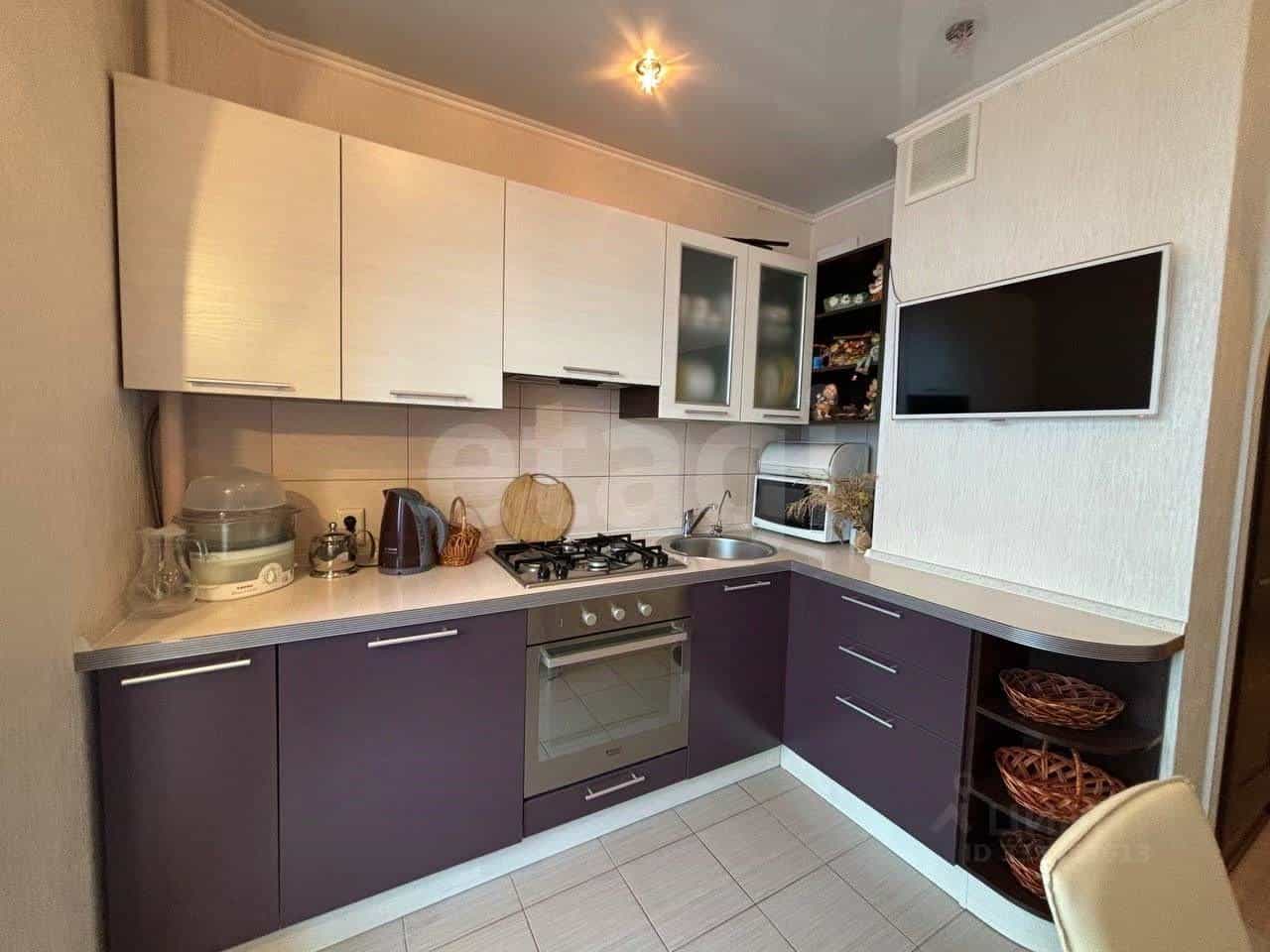Россия, Белгород, улица Есенина, 52