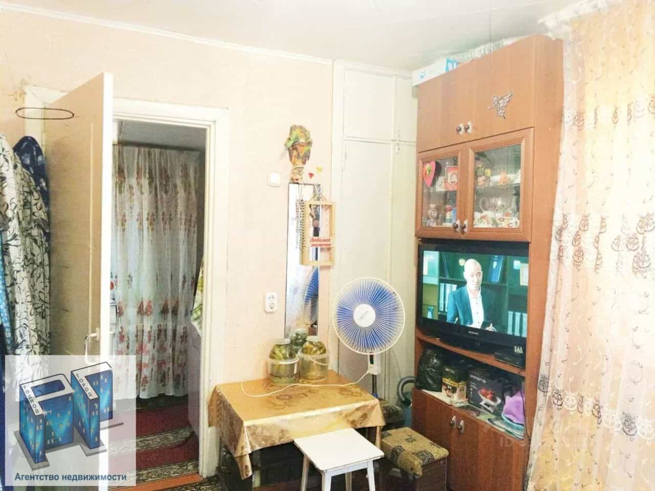 Россия, Волгоградская область, Волжский, улица Горького, 33, фото 8