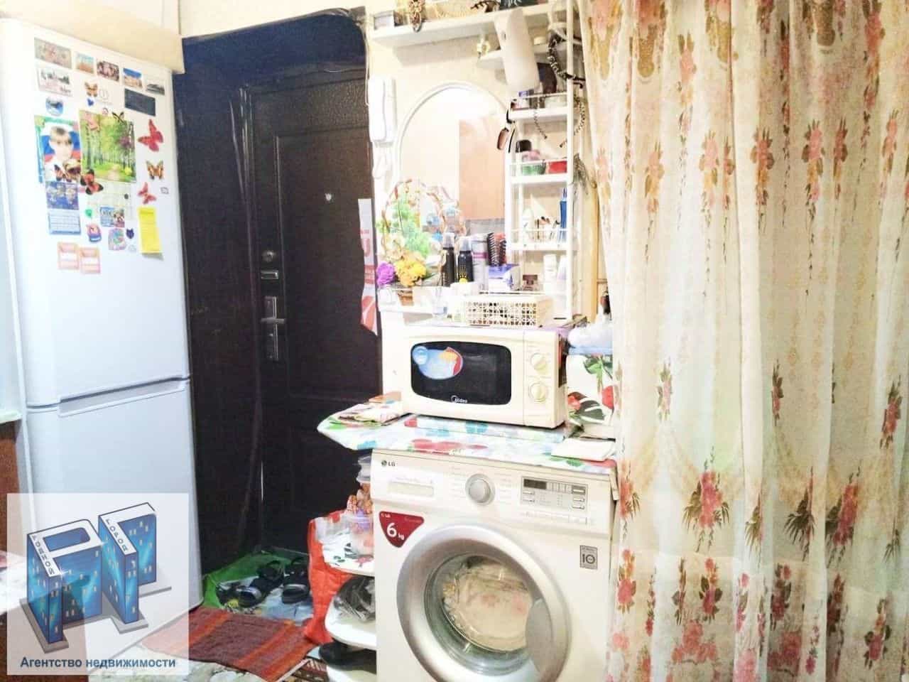 Россия, Волгоградская область, Волжский, улица Горького, 33, фото 10