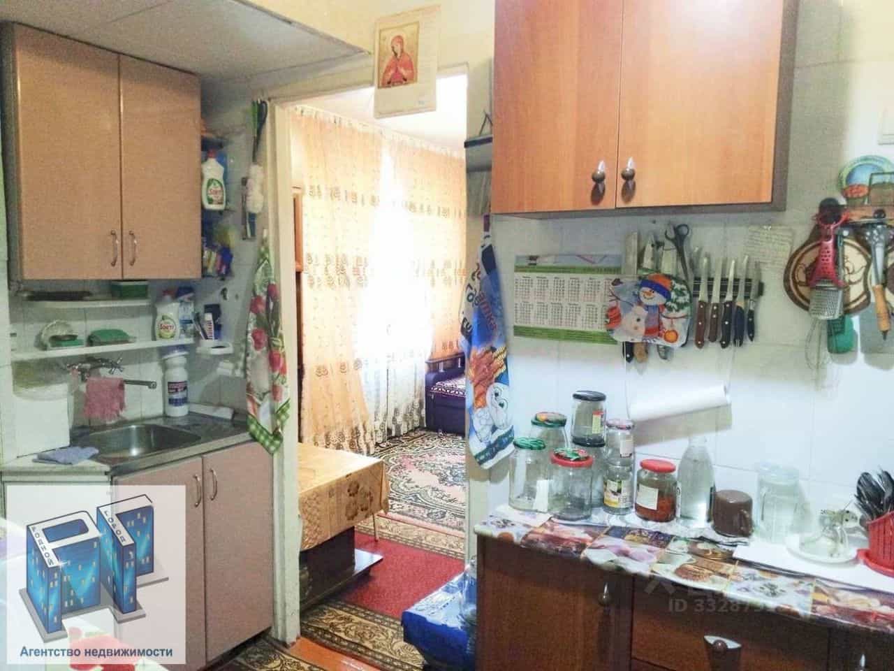 Россия, Волгоградская область, Волжский, улица Горького, 33, фото 11
