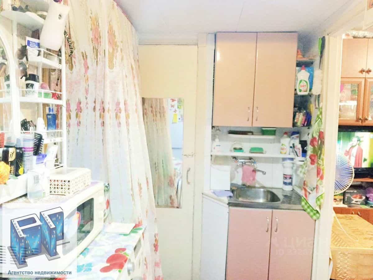 Россия, Волгоградская область, Волжский, улица Горького, 33, фото 12