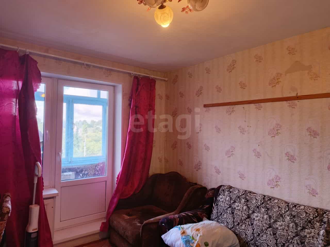 Россия, Псковская область, Остров, улица Шумейко, 9, фото 4